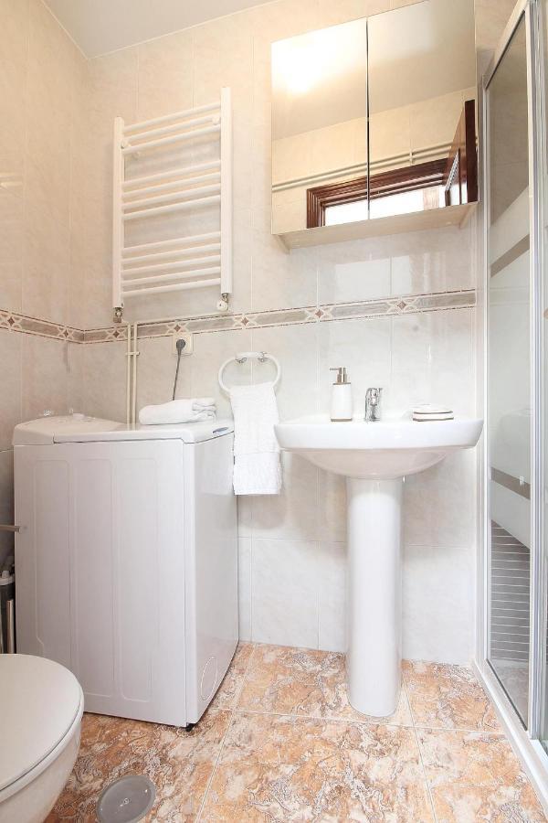 Charming Gran Via IV Apartment Madrid Exterior photo